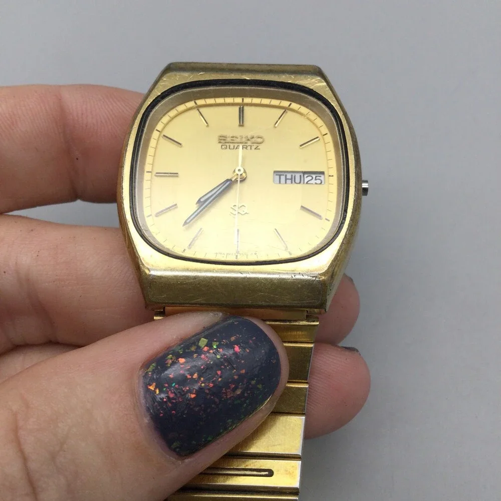 Seiko SQ Watch Women 33mm Gold Tone Day Date 8223-5359 BROKEN PARTS REPAIR 7.75